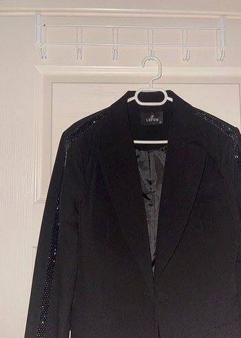 Diğer Sikligin Simgesi Siyah Payetli Blazer Ceket