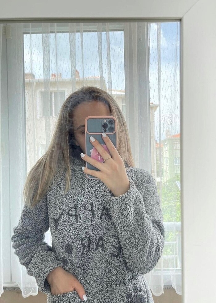 Kulak ve Cep Detaylı Kapüşonlu Polar Sweat - Görsel 4