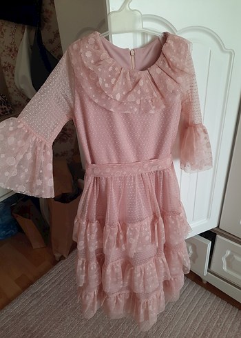 Pembe Kız Elbisesi