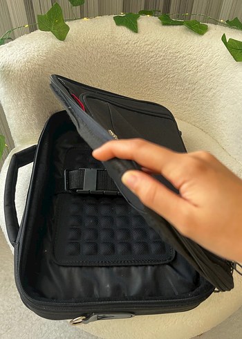 Laptop Çantası - Görsel 3