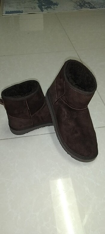 Ugg bot