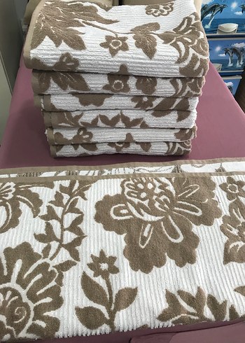 Kahverengi Çiçek Desenli Havlu - Görsel 4