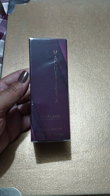 Oriflame magnatista