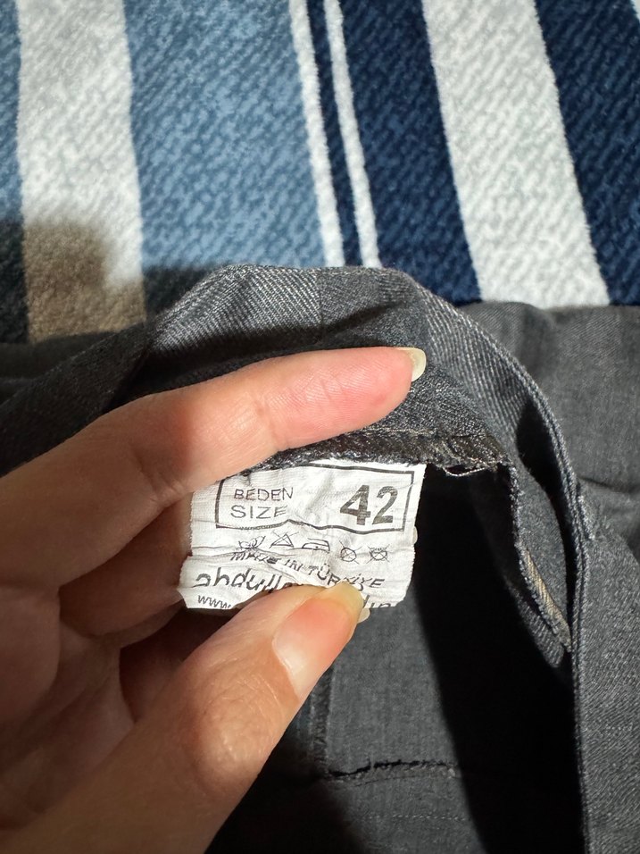 Gri Kadın Kemerli Normal Kesim Kumaş Pantolon - Görsel 4