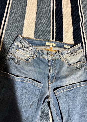 Gri Kemerli Normal Boy Kadın Kot Pantolon - Görsel 2