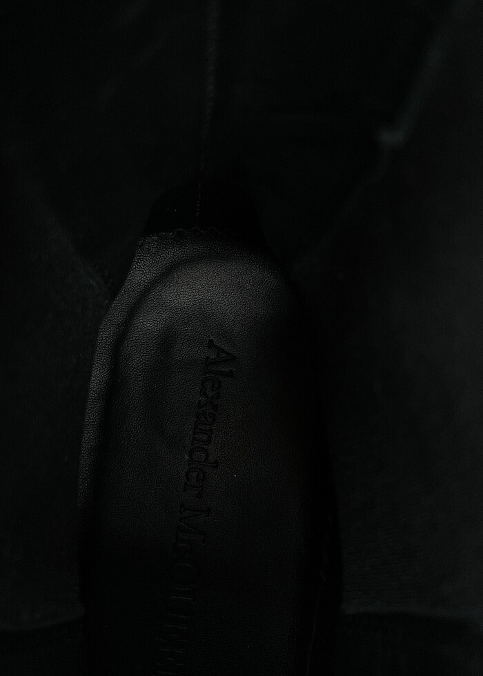 Alexander McQueen Bot %70 İndirimli. — görsel 4/6