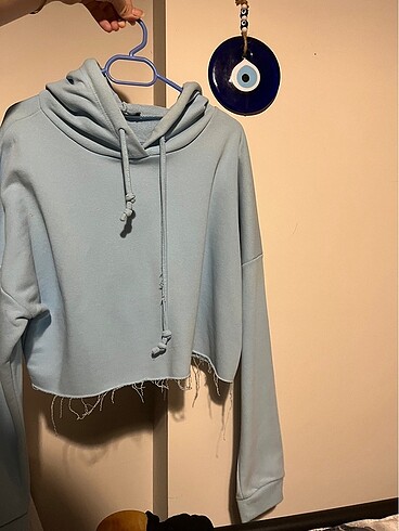 Kapüşonlu Crop Sweat Milla