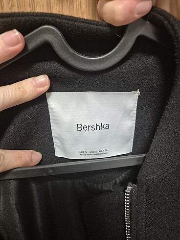 s Beden BERSHKA kadın siyah ceket