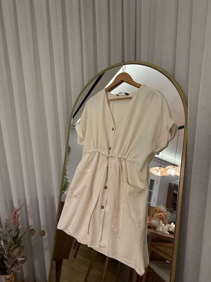 Zara Beyaz V Yaka Kısa Kollu Elbise - Görsel 2