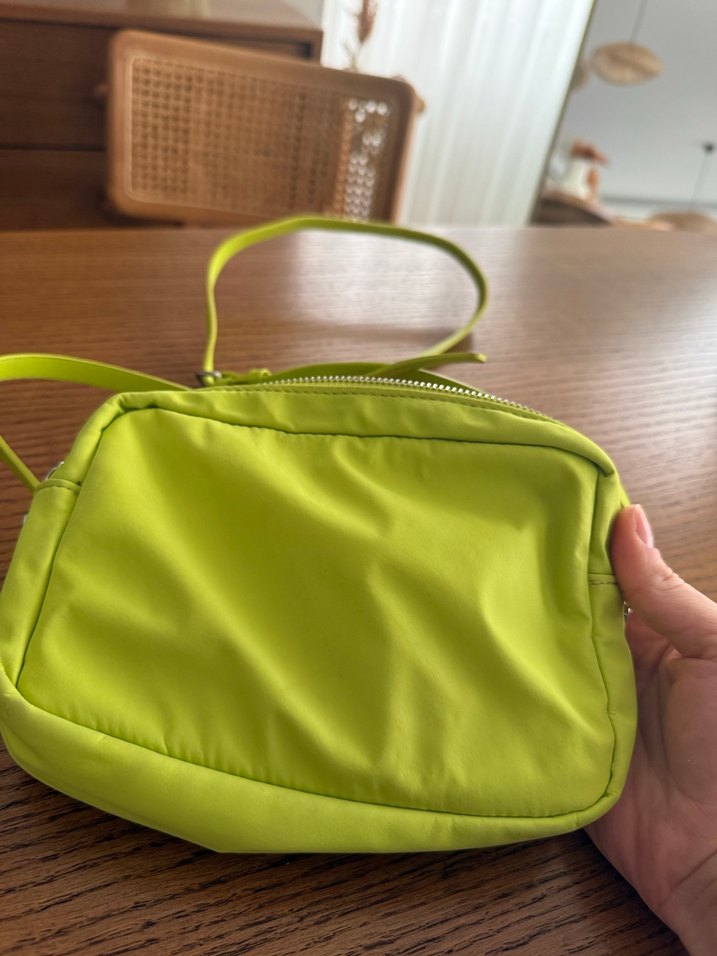 Pull bear Yeşil Fermuarlı Kadın Çapraz Çanta - Görsel 4