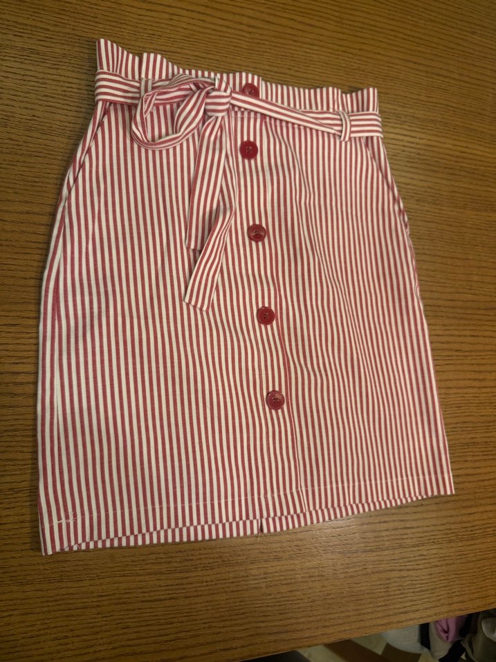 Koton Düğmeli Çizgili Kırmızı Midi Etek - Görsel 2