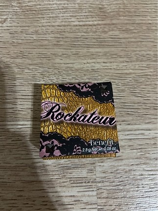 Benefit rockateur mini allık