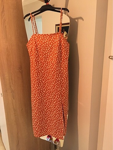 Zara yazlık yırtmaçlı elbise