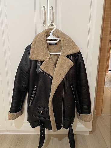 Stradivarius Mont
