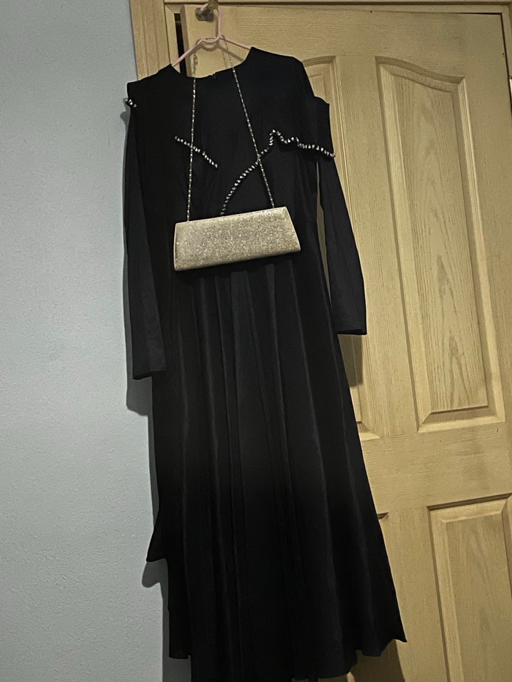 Siyah Uzun Kollu Gotik Abiye - Görsel 2