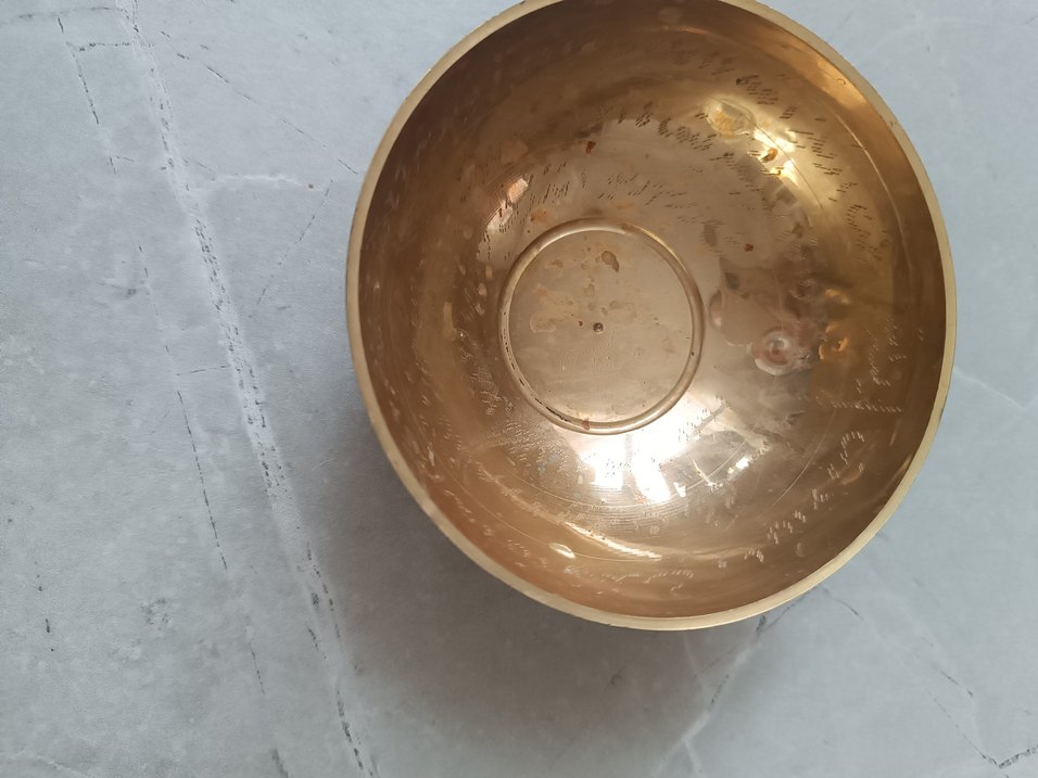 Parlak Altın Renkli Geleneksel Tabak - Görsel 2