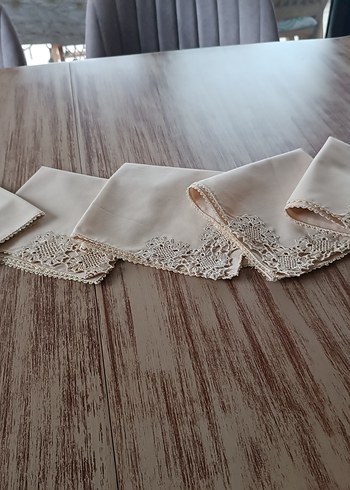 Geleneksel Nakışlı Örtüler - Görsel 4