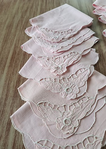 Vintage Nakışlı Pembe Örtüler - Görsel 2