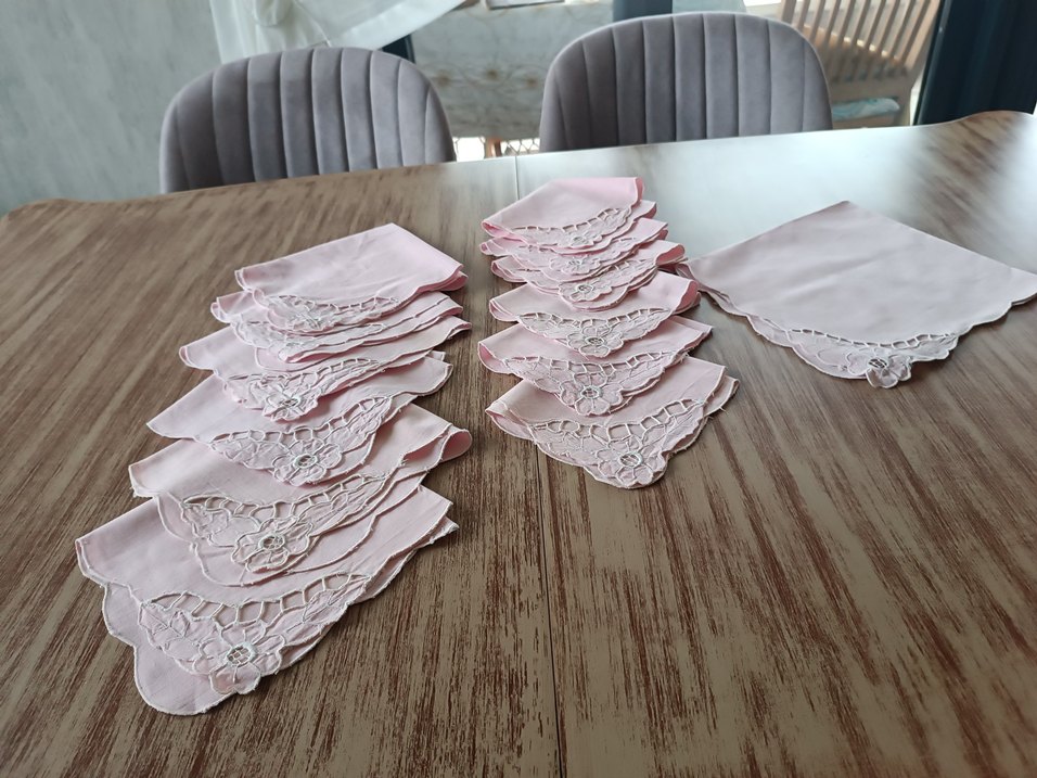 Vintage Nakışlı Pembe Örtüler - Görsel 3