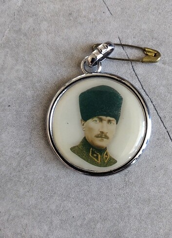 Atatürk Rozet