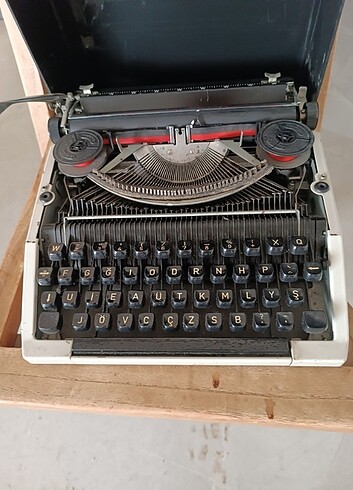 Eski Daktilo - Görsel 6