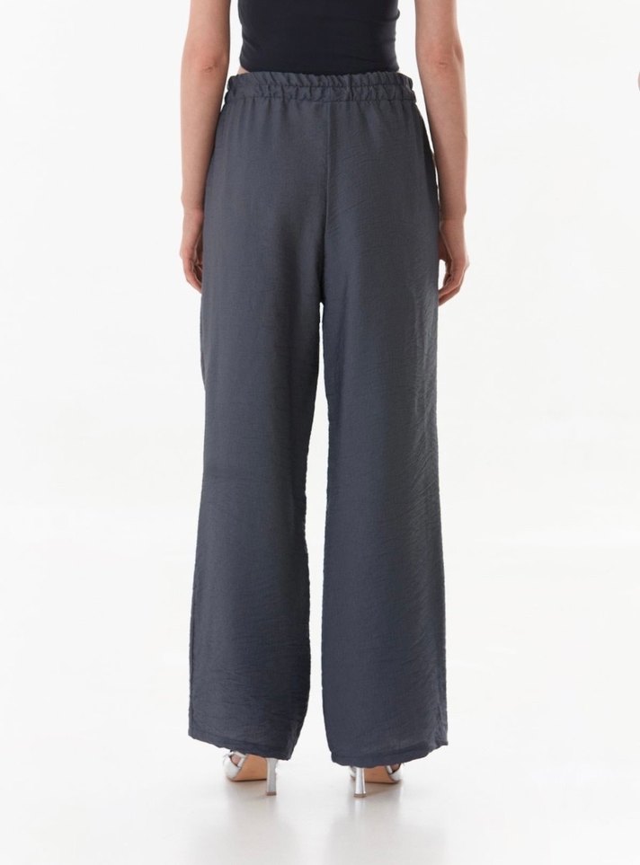 Gri Bol Kesim Midi Denim Pantolon - Görsel 3