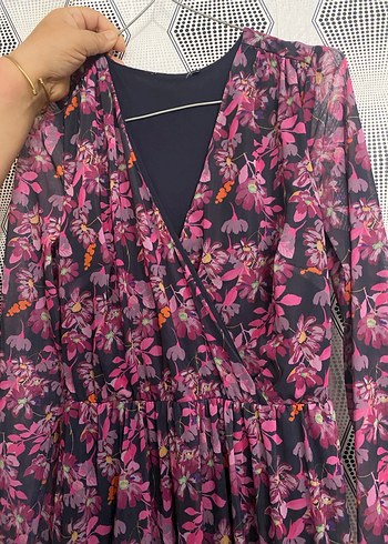 Mor Çiçek Desenli V Yaka Uzun Kollu Midi Elbise - Görsel 3