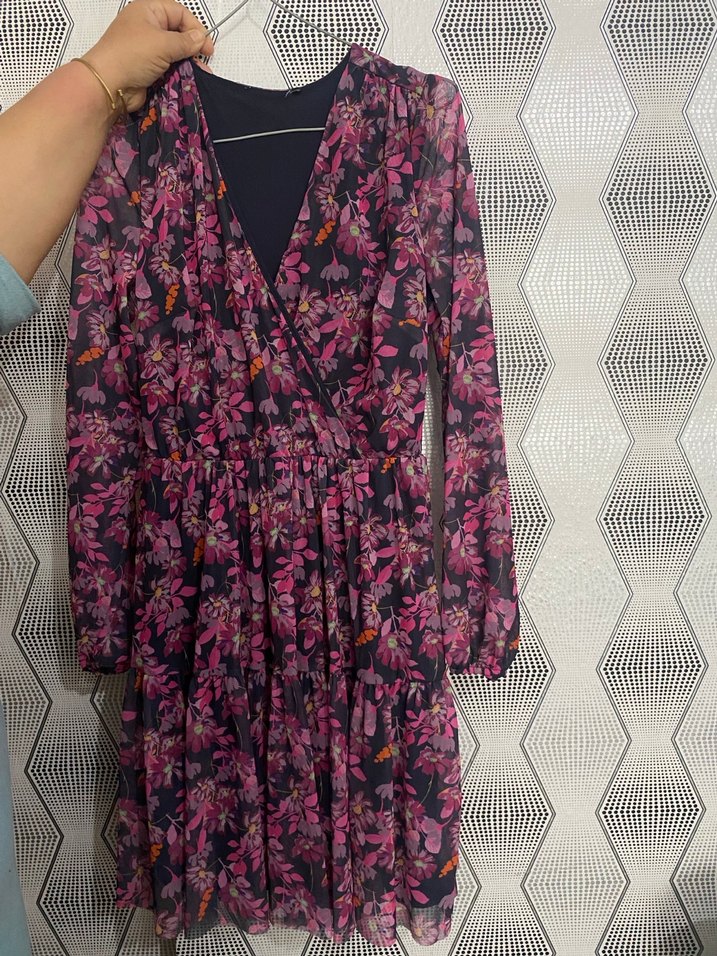 Mor Çiçek Desenli V Yaka Uzun Kollu Midi Elbise - Görsel 2