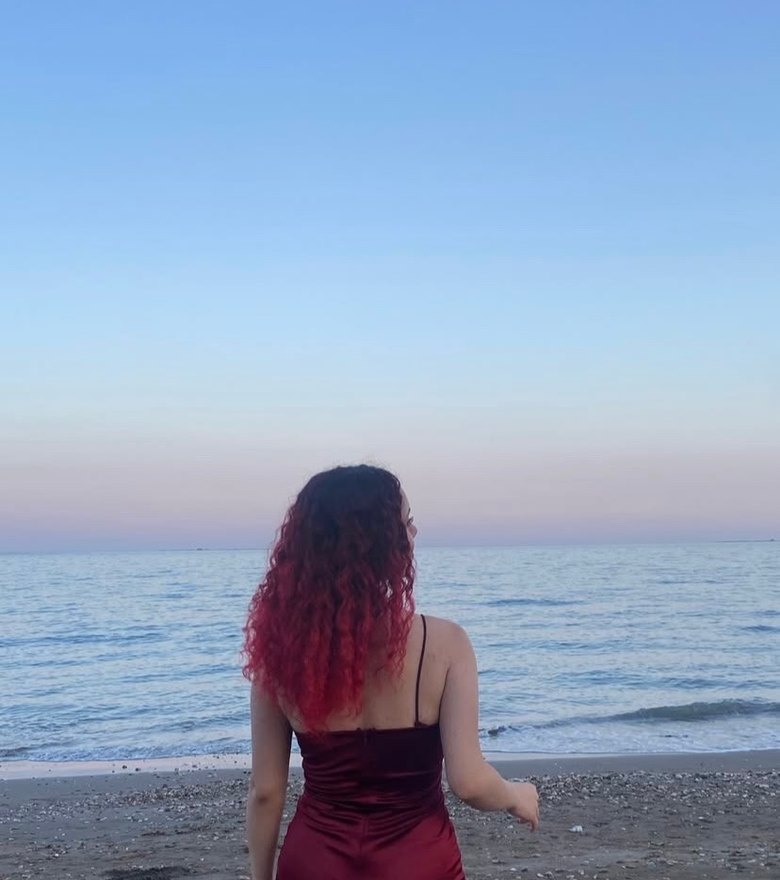 Bordo Parlak V Yakalı Drapeli Midi Elbise - Görsel 3