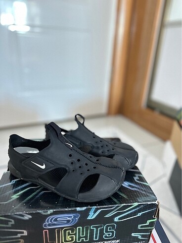 Nike sandalet