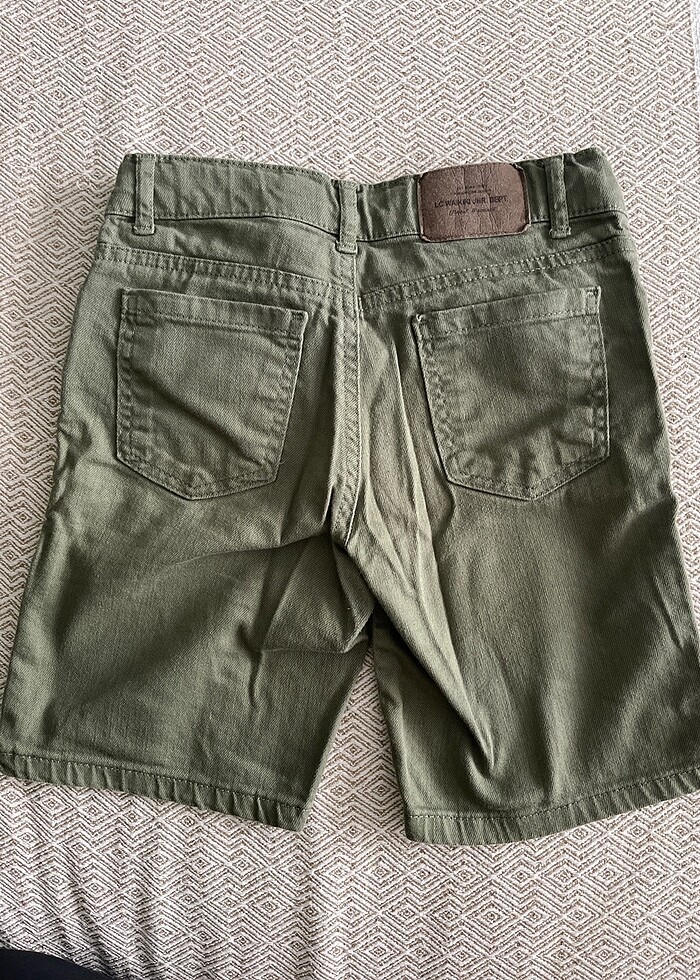 LC Waikiki erkek çocuk şort 6/7 yaş - Görsel 2