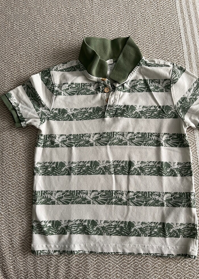 Erkek çocuk bisiklet yaka ve Polo yaka tişört - Görsel 4