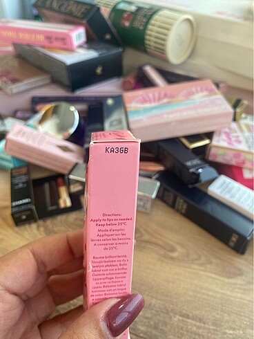 Beden Lanolips glossy balm
