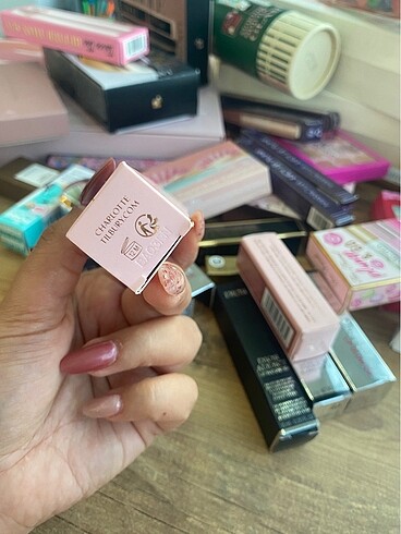 Beden Charlotte Tilbury Pillow talk