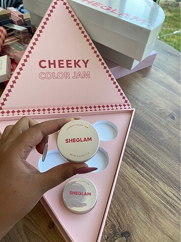 Sephora Sheglam Krem Allık