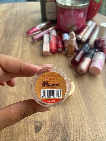  Beden Skinfood salmon concealer kapatıcı
