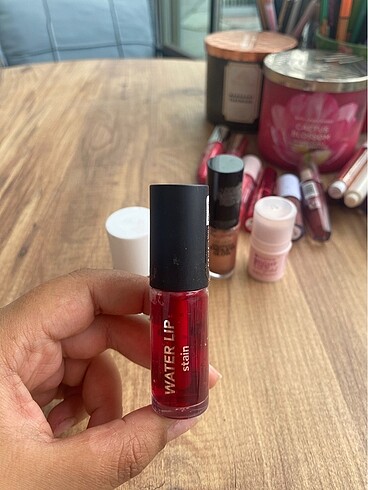 Flormar Flormar ve pastel tint, essence brightening stick