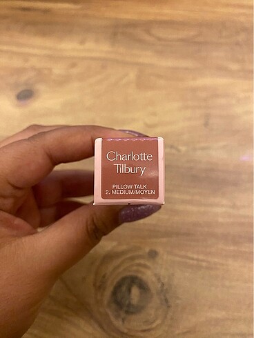  Beden Charlotte Tilbury Pillow Talk Medium ruj