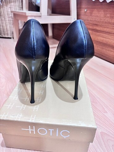 37 Beden Hotic stiletto