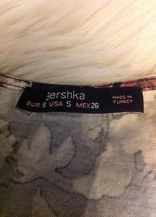 s Beden çeşitli Renk Bershka bluZ