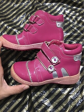 Pembe bot