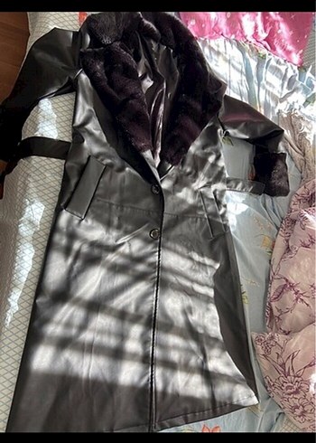 Zara Kürklü Siyah Deri Kadın Trençkot