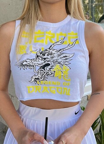 m Beden Ejderha Desenli Beyaz Crop