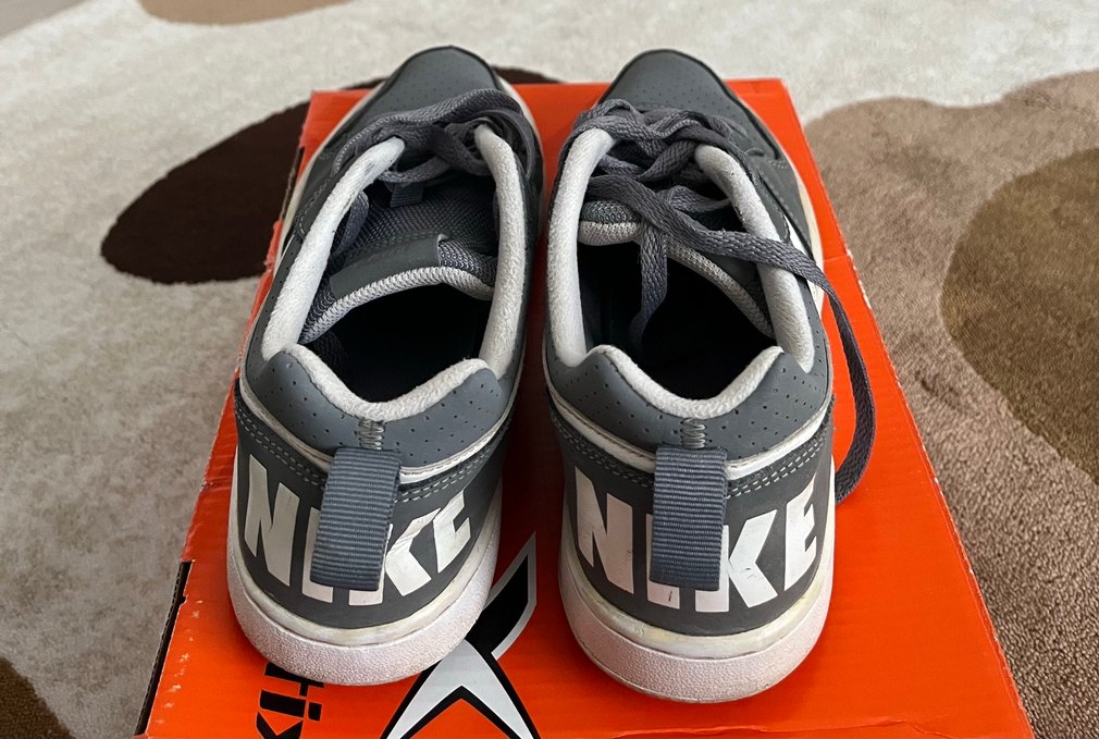 Nike Orijinal Gri Bağcıklı Kadın Spor Ayakkabı - Görsel 3