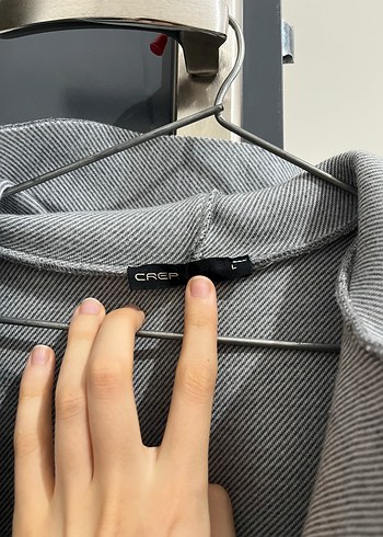 Gri Kapüşonlu Kadın Ceket - Görsel 3