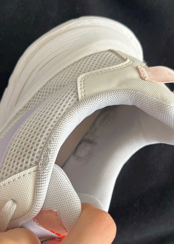 Orijinal Adidas Beyaz Bağcıklı Kadın Spor Ayakkabı - Görsel 7