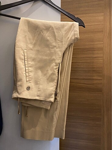 Krem pantolon