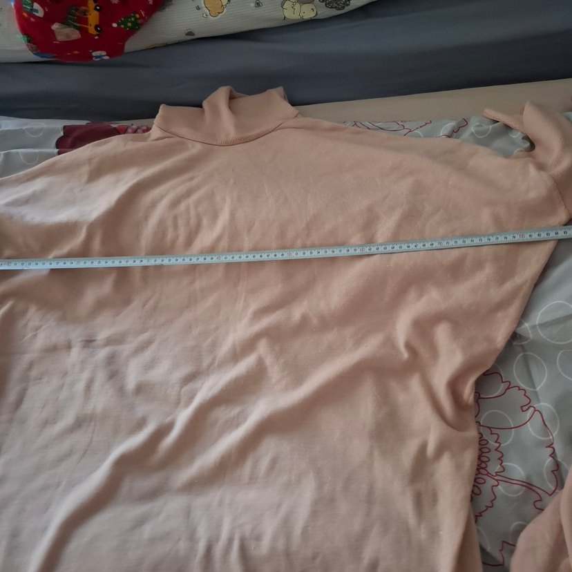 Pembe V yaka oversize kazak - Görsel 2