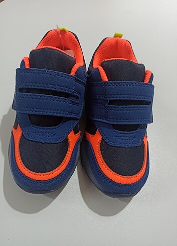 28 Beden Carters Bebek Ayakkabısı 28 numara