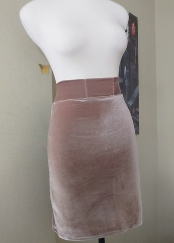 Bej Kadife Likralı Midi Eteği - Görsel 3